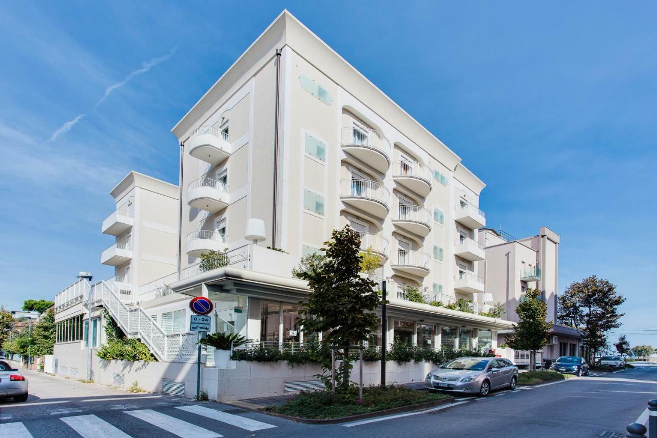 Hotel Villa Marina Wellness Spa Rimini Eksteriør billede